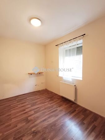 Eladó lakás Sopron