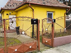 Eladó ház Örkény