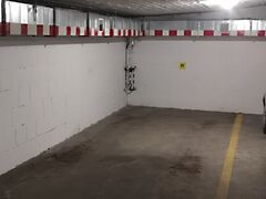 Eladó garázs Debrecen, Belváros