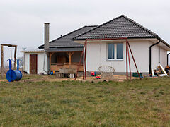 Eladó ház Mikepércs