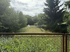 Eladó nyaraló Kesztölc