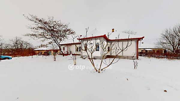 Eladó ház Beszterec