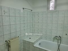 Eladó ház Jászfényszaru