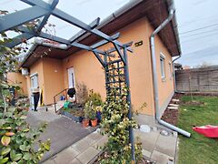 Eladó ház Szigethalom, Központ