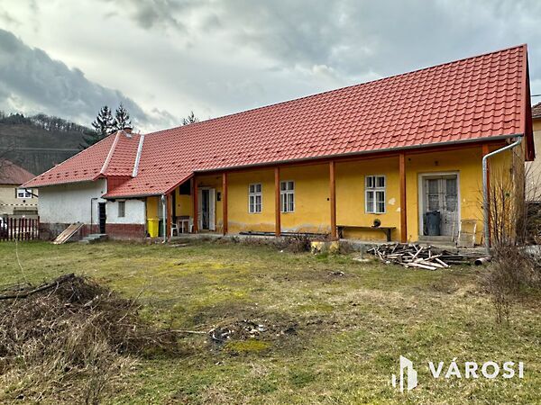 Eladó ház Istenmezeje