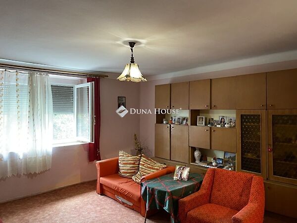 Eladó ház Alcsútdoboz