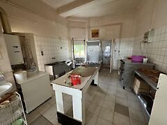 Eladó üzleti Kecskemét