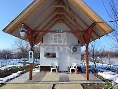 Eladó nyaraló Újszentiván