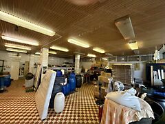 Eladó üzleti Tatabánya, Kertváros