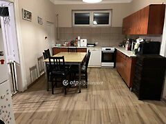 Eladó ház Kisújszállás