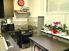 Eladó lakás Bábolna