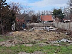 Eladó földterület Monorierdő