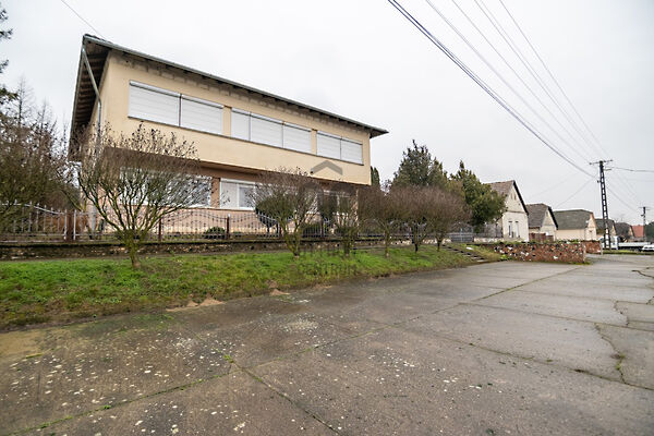 Eladó ház Tolnanémedi