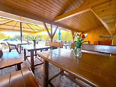 Eladó üzleti Lakitelek