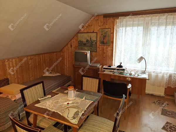 Eladó ház Bakonyjákó