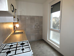 Eladó lakás Pécs, Egyetemváros