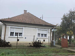 Eladó ház Kőtelek