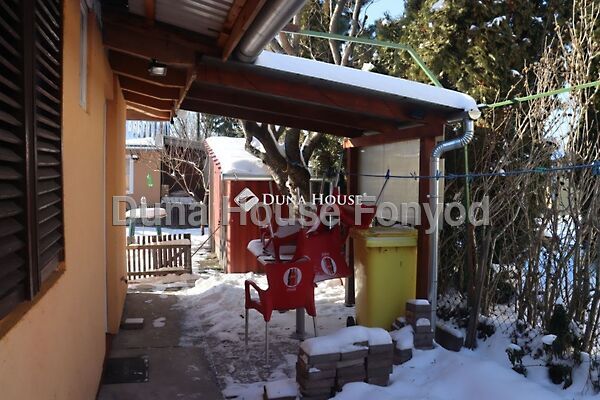 Eladó nyaraló Balatonkeresztúr