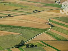 Eladó földterület Csemő