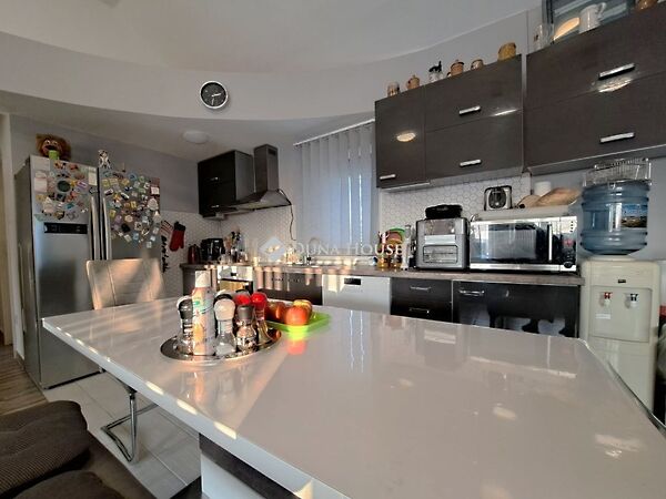 Eladó ház Tiszasas