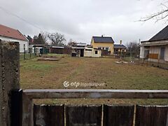 Eladó földterület Monorierdő