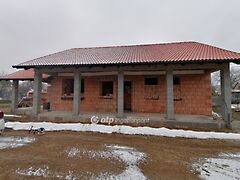 Eladó nyaraló Cegléd