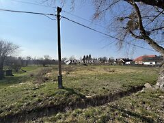 Eladó földterület Kömlőd