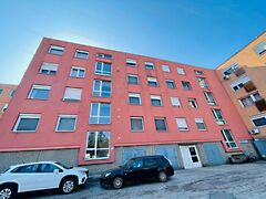 Eladó lakás Komárom