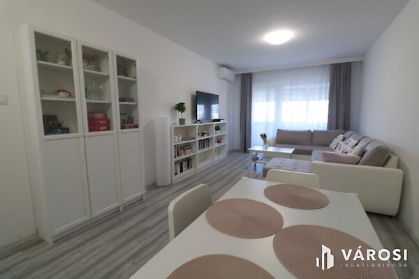 Eladó lakás Szeged, Felsőváros