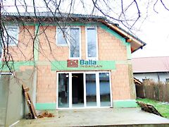 Eladó ház Kápolnásnyék