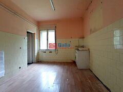 Eladó ház Budapest, III. kerület