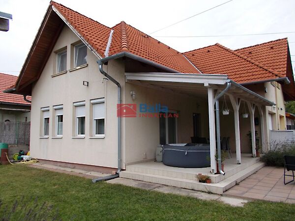 Eladó ház Szigethalom