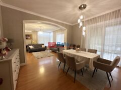 Eladó ház Nagytarcsa