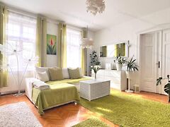 Eladó lakás Gödöllő, Máriabesnyő