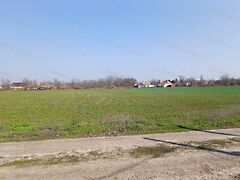 Eladó földterület Tiszaföldvár