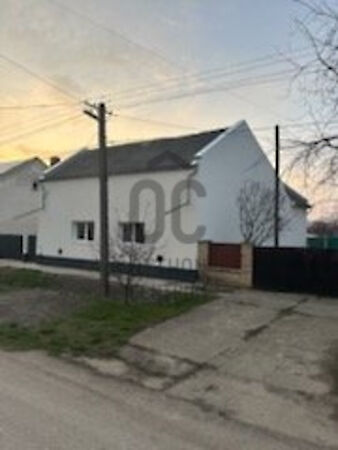 Eladó ház Hajdúszovát