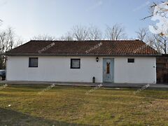 Eladó ház Nyárlőrinc