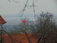 Eladó földterület Pákozd