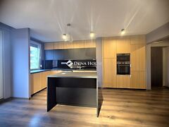 Eladó lakás Budapest, III. kerület