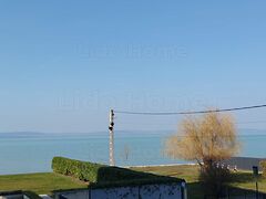 Eladó lakás Balatonlelle