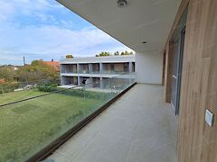 Eladó lakás Alsóörs