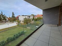 Eladó lakás Alsóörs