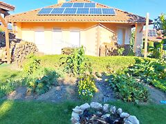 Eladó ház Tatabánya, Kertváros