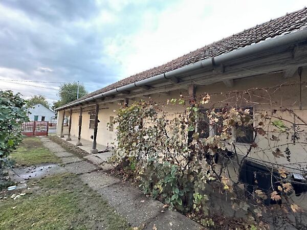 Eladó ház Nyírbogdány