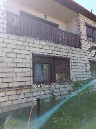 Eladó ház Újfehértó