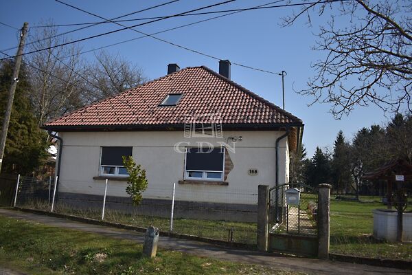 Eladó ház Felsőmarác