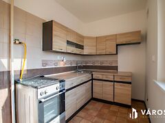 Eladó lakás Székesfehérvár