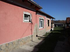 Eladó ház Lesenceistvánd