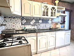 Eladó ház Téglás