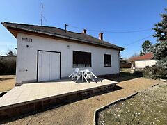 Eladó nyaraló Balatonboglár